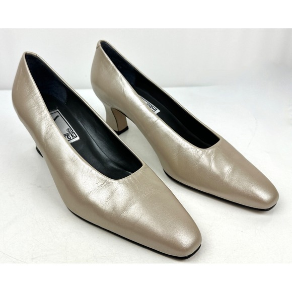 Joyce "Alice" Beige Size 9  Leather Pumps Shoes 2.5" Heel - Picture 5 of 5